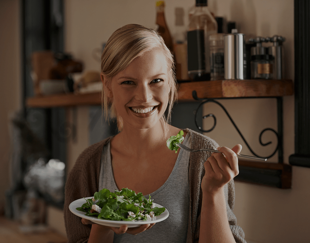 Can I Eat Lettuce After Teeth Whitening? (2023 Guide) NatruSmile