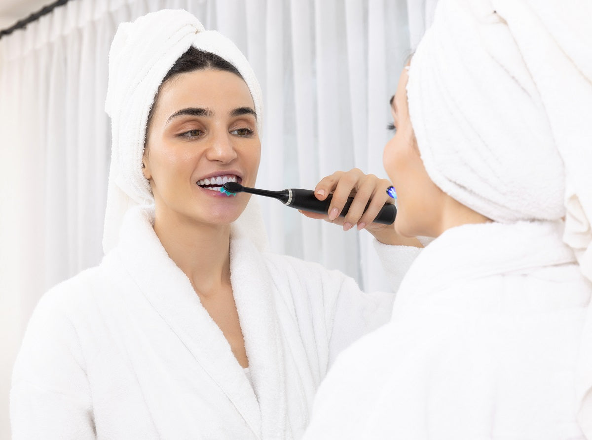 Whitening LED electric toothbrush Dentist Approved NatruSmile